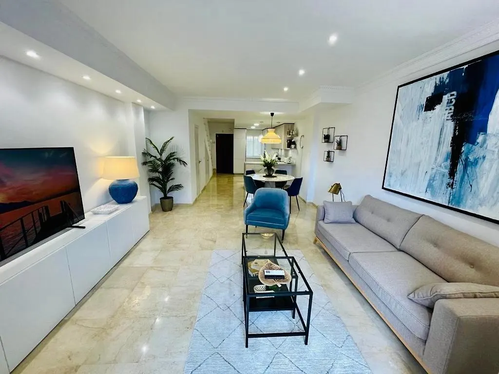 Exquisite New Townhouse/Front Beach/2Bedr/2,5Bath Estepona
